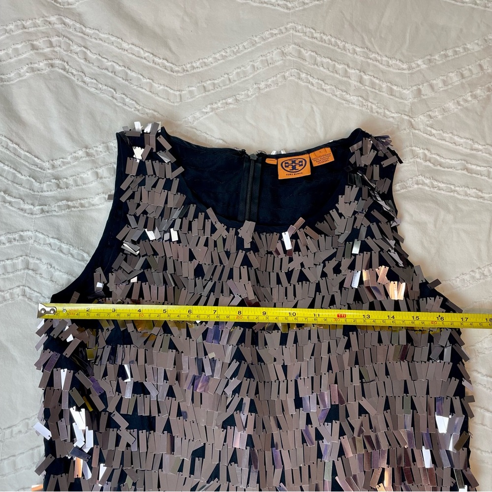 TORY BURCH sequin shift dress. SZ 6 - Picture 9 of 11